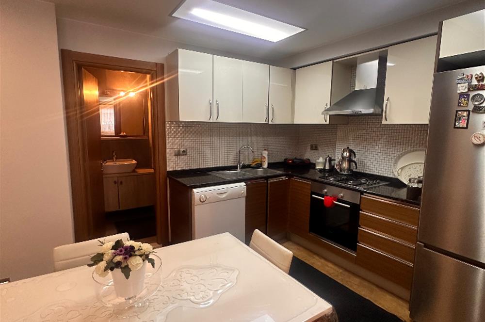 Karşıyaka Demirköprü Eşyalı 1+1 