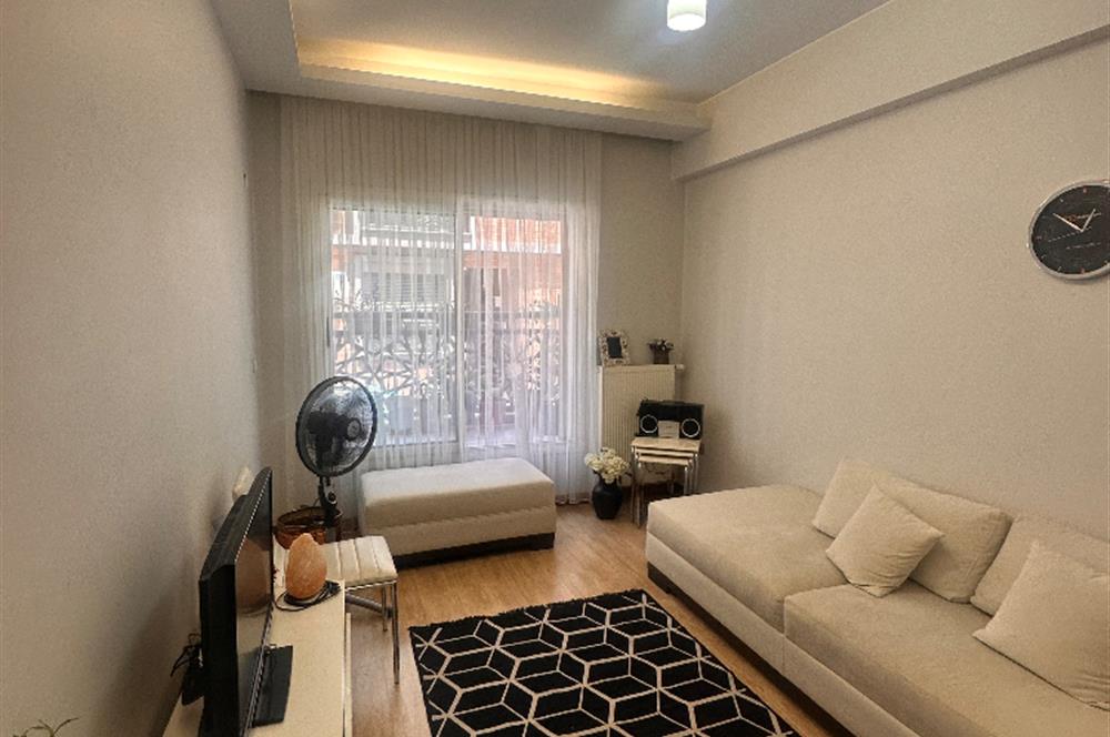 Karşıyaka Demirköprü Eşyalı 1+1 