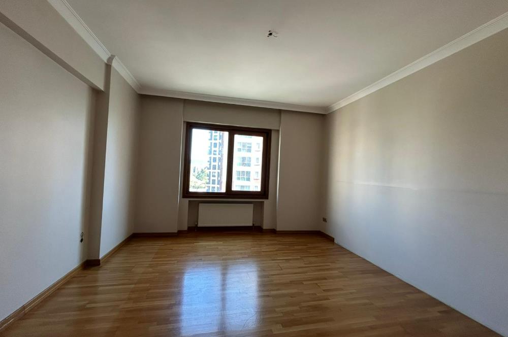 BOSTANCI CİTY KONUTLARI ŞEREFİYESİ EN YÜKSEK BLOKDA KİRALIK 4+1
