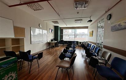 BÜYÜKDERE CAD'SİNE 2. BİNA YABA PLAZA'DA 550 m2 SATILIK OFİS