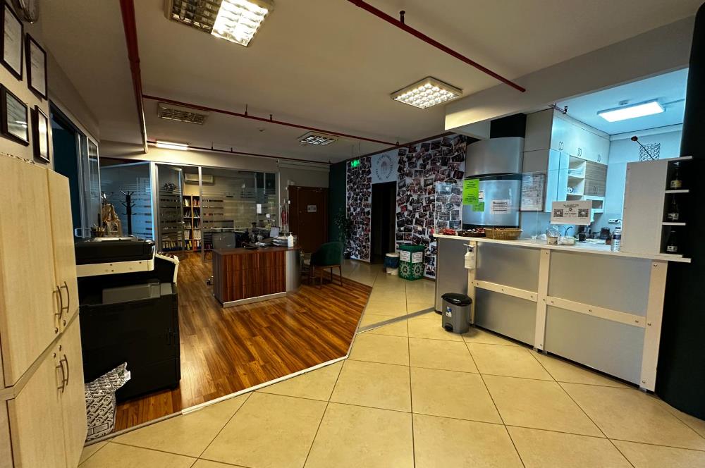 BÜYÜKDERE CAD'SİNE 2. BİNA YABA PLAZA'DA 550 m2 SATILIK OFİS