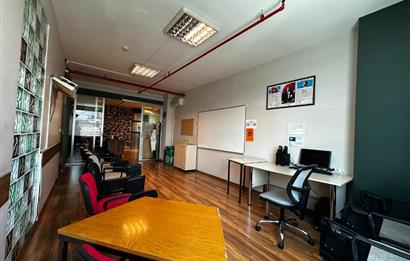 BÜYÜKDERE CAD'SİNE 2. BİNA YABA PLAZA'DA 550 m2 SATILIK OFİS