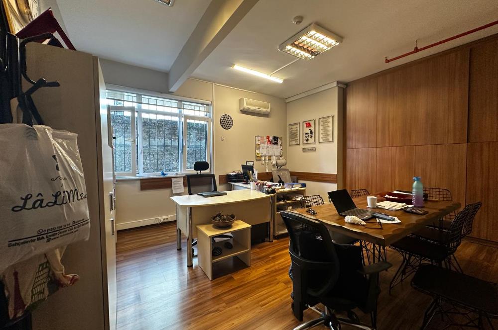 BÜYÜKDERE CAD'SİNE 2. BİNA YABA PLAZA'DA 550 m2 SATILIK OFİS
