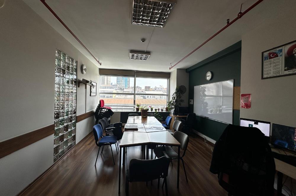 BÜYÜKDERE CAD'SİNE 2. BİNA YABA PLAZA'DA 550 m2 SATILIK OFİS