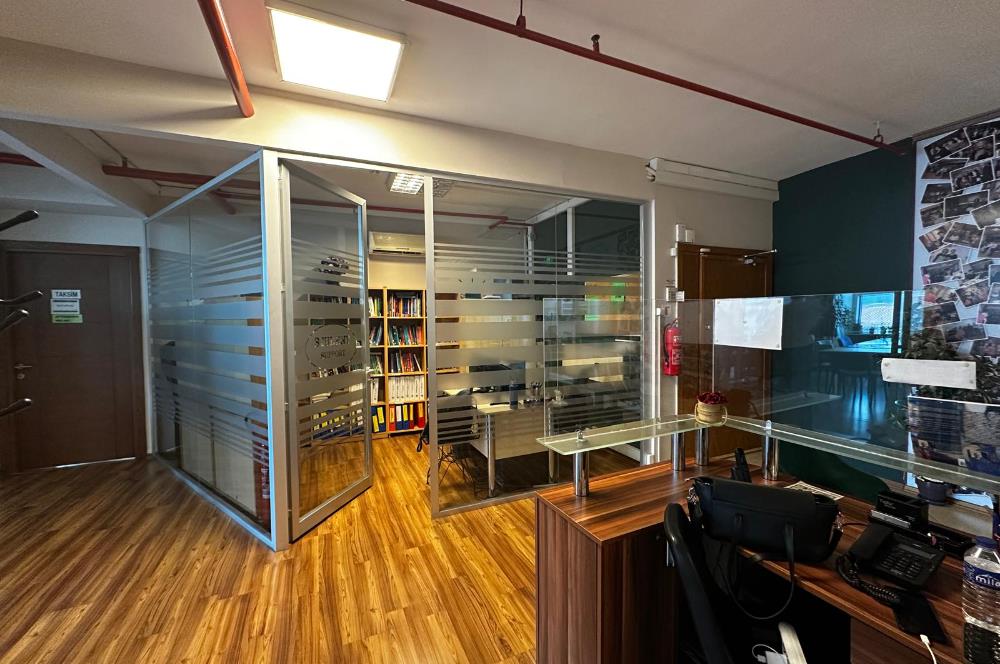 BÜYÜKDERE CAD'SİNE 2. BİNA YABA PLAZA'DA 550 m2 SATILIK OFİS