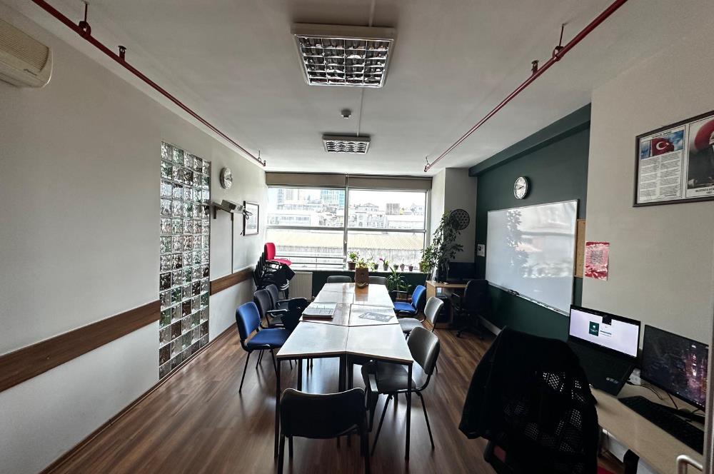 BÜYÜKDERE CAD'SİNE 2. BİNA YABA PLAZA'DA 550 m2 SATILIK OFİS