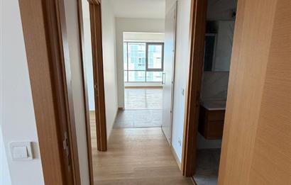 İstanbul 216'da Kiralık 2+1 Ebeveyn Banyolu Daire (75m²)