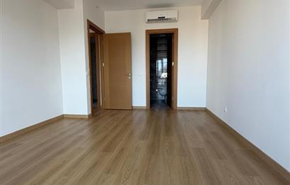 İstanbul 216'da Kiralık 2+1 Ebeveyn Banyolu Daire (75m²)
