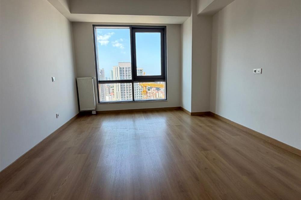 İstanbul 216'da Kiralık 2+1 Ebeveyn Banyolu Daire (75m²)