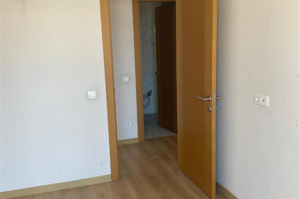 BAYSAŞ İSTANBUL 216'da Kiralık 2+1 Daire (23. Kat)