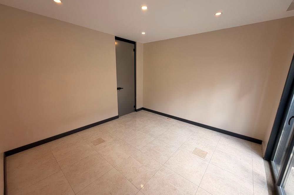 Şişli 19 Mayıs Mahallesi'nde Kiralık 4+1 Çatı Dubleksi