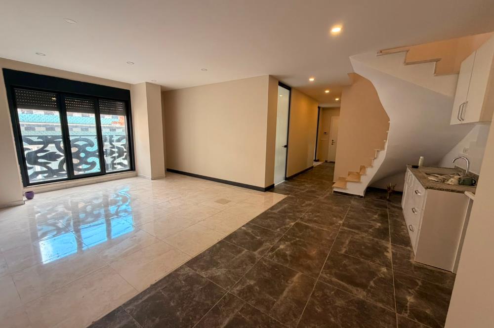 Şişli 19 Mayıs Mahallesi'nde Kiralık 4+1 Çatı Dubleksi