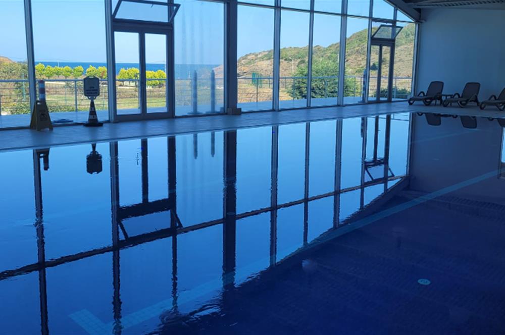 Rumelifeneri'nde Prestijli Sitede 5+2 Tripleks Villa