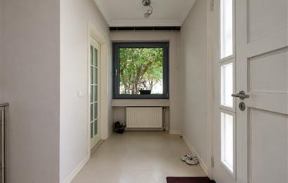 Rumelifeneri'nde Prestijli Sitede 5+2 Tripleks Villa