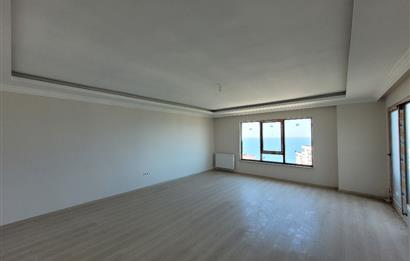 YALINCAKTA ÖZEL KONUMU VE EŞSİZ MANZARASIYLA 3+1 SATILIK DAİRE 