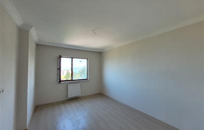 YALINCAKTA ÖZEL KONUMU VE EŞSİZ MANZARASIYLA 3+1 SATILIK DAİRE 
