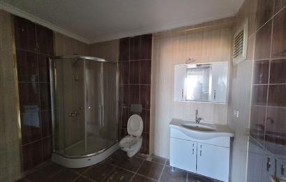 YALINCAKTA ÖZEL KONUMU VE EŞSİZ MANZARASIYLA 3+1 SATILIK DAİRE 