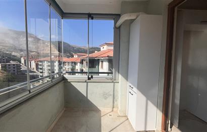 C21 Cius; Cihatlı TOKİ de Asansörlü Ara Kat 2+1 Kiralık Daire