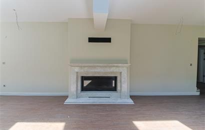 Sapanca Kırkpınar 6+1 425 net Site İçerisinde Lüks Villa