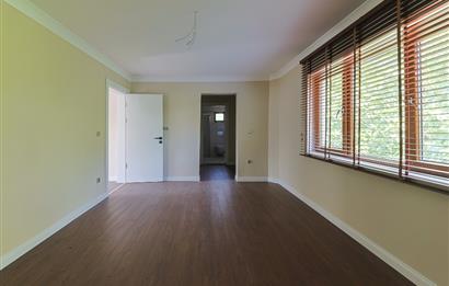 Sapanca Kırkpınar 6+1 425 net Site İçerisinde Lüks Villa