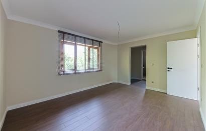 Sapanca Kırkpınar 6+1 425 net Site İçerisinde Lüks Villa