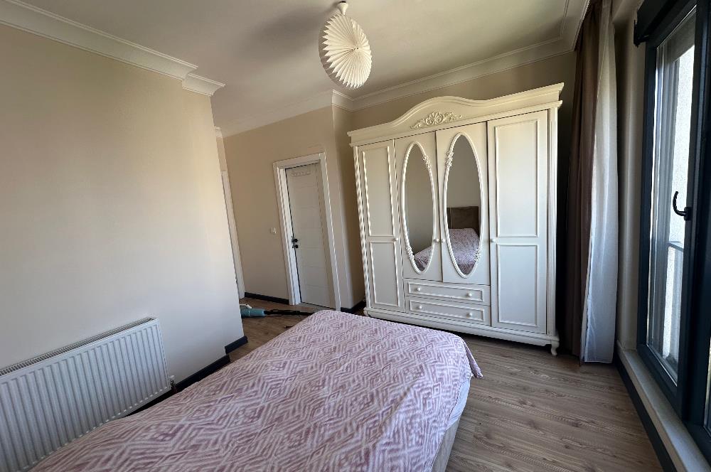 https://www.sahibinden.com/ilan/emlak-konut-satilik-goztepe-minibus-caddesi-ne-1-dk-yeni-bos-3-plus1-1327963270/detay