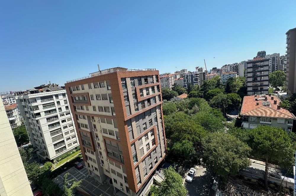 https://www.sahibinden.com/ilan/emlak-konut-satilik-goztepe-minibus-caddesi-ne-1-dk-yeni-bos-3-plus1-1327963270/detay