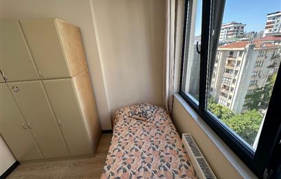 https://www.sahibinden.com/ilan/emlak-konut-satilik-goztepe-minibus-caddesi-ne-1-dk-yeni-bos-3-plus1-1327963270/detay