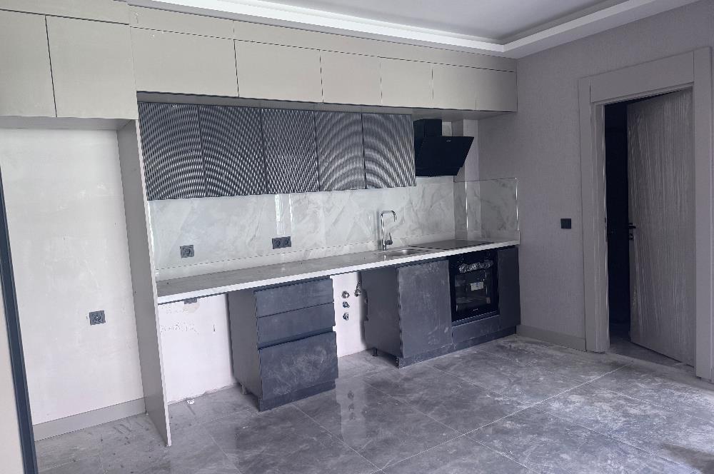 Eymir Mahallesi Paradise Sitesi Bahçe Kullanımlı 1+1 Kiralık