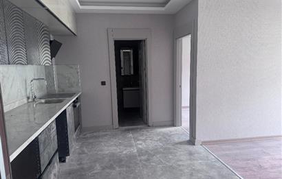 Eymir Mahallesi Paradise Sitesi Bahçe Kullanımlı 1+1 Kiralık