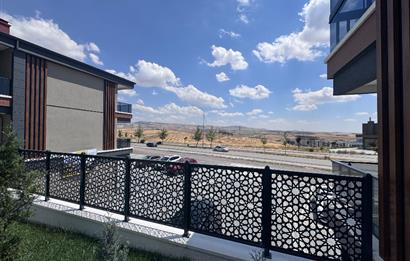 Eymir Mahallesi Paradise Sitesi Bahçe Kullanımlı 1+1 Kiralık