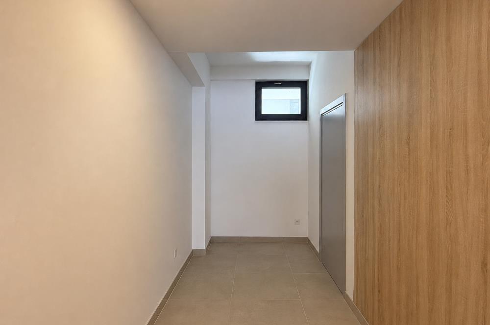 Bodrum Eskiçeşme Caferpaşa Caddesi Kiralık Fırsat, Depolu Dükkan