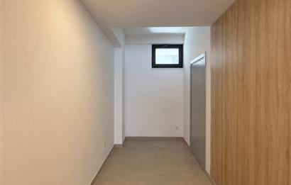Bodrum Eskiçeşme Caferpaşa Caddesi Kiralık Fırsat, Depolu Dükkan