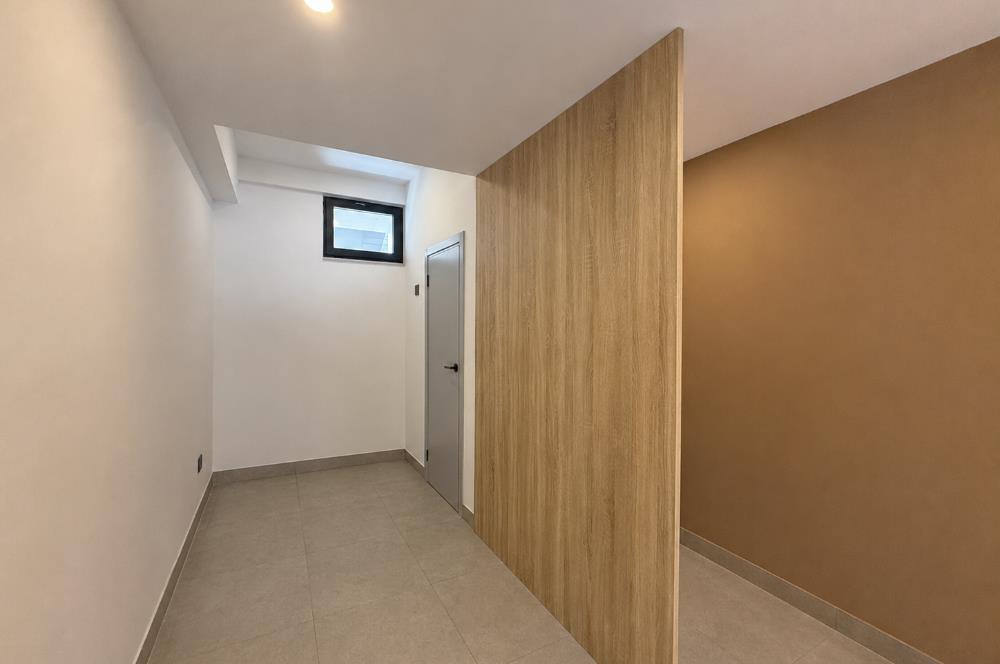 Bodrum Eskiçeşme Caferpaşa Caddesi Kiralık Fırsat, Depolu Dükkan