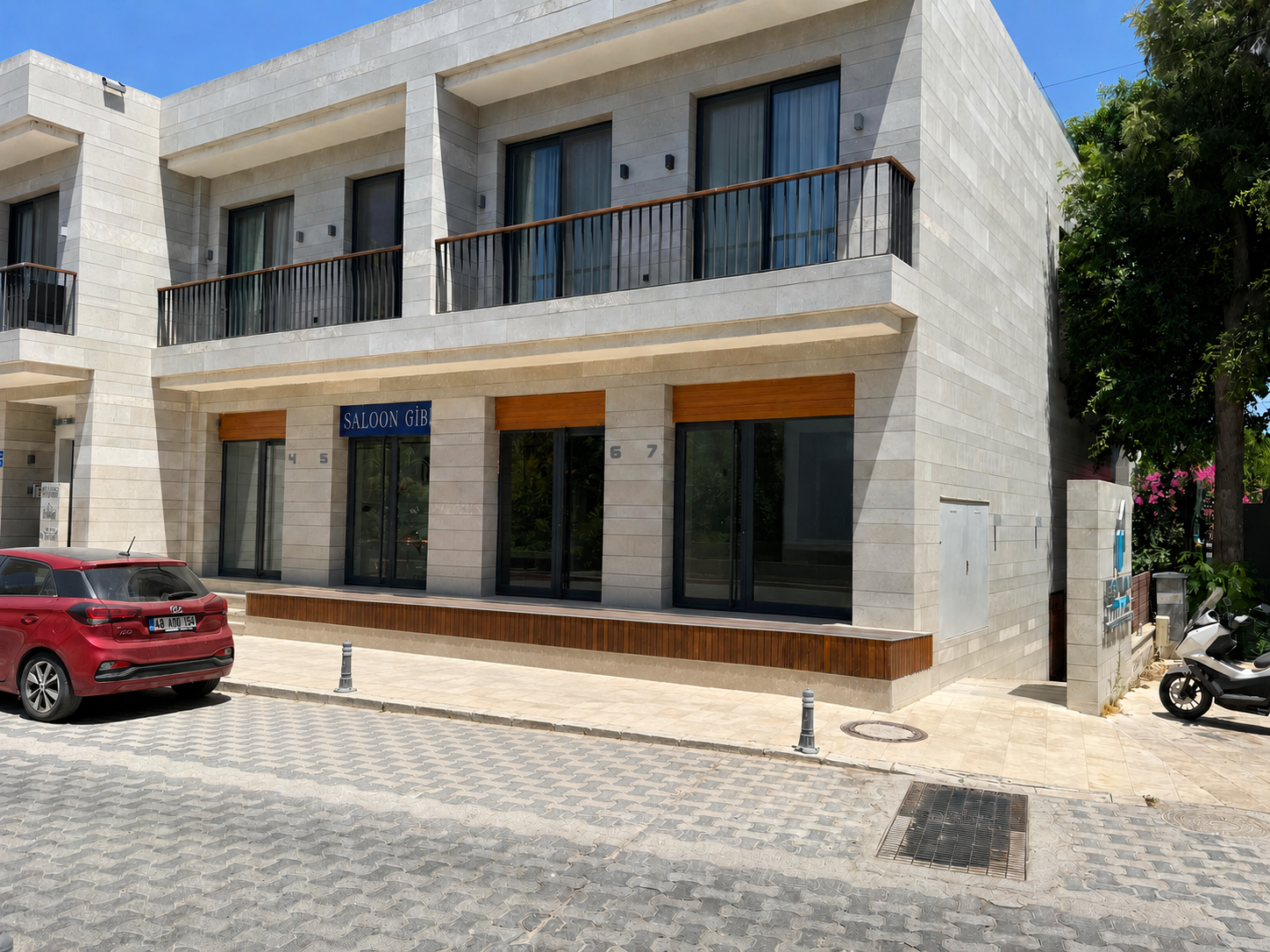 Bodrum Eskiçeşme Caferpaşa Caddesi Kiralık Fırsat, Depolu Dükkan