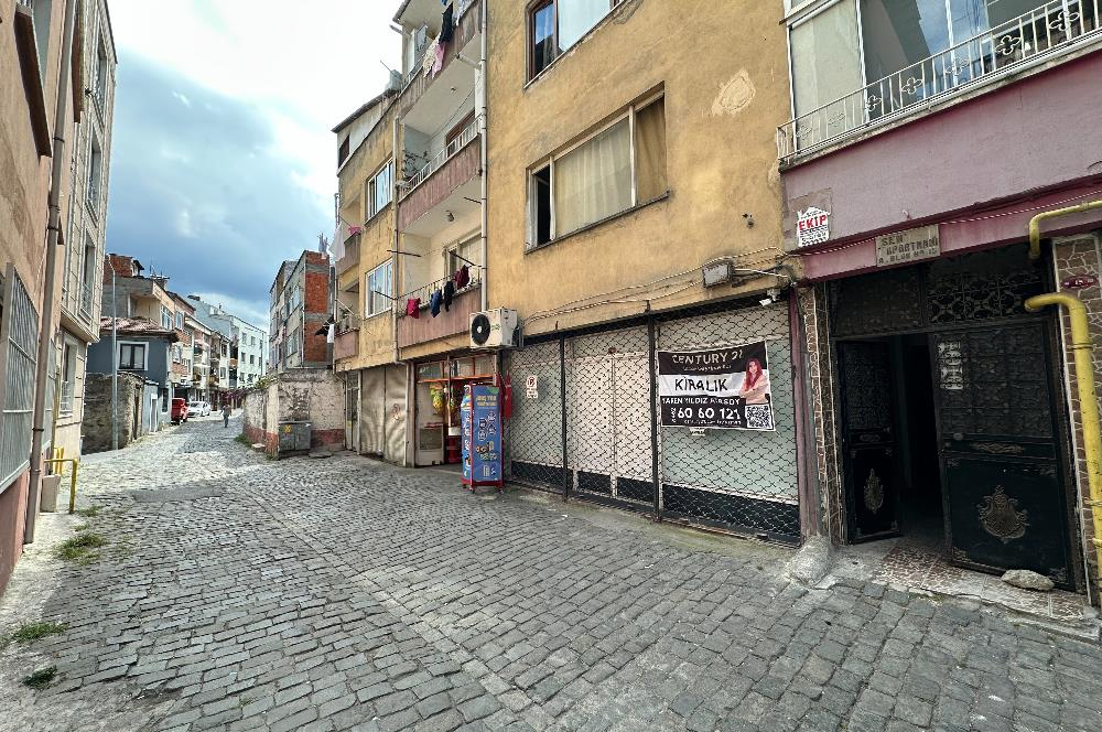 CENTURY21 UZMANDAN TAKSİM YOKUŞUNDA KİRALIK DÜKKAN FIRSATI