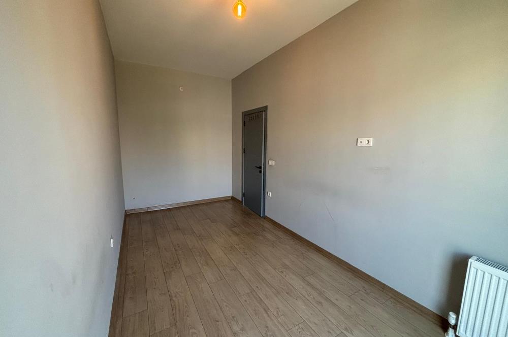 KAĞITHANE MERKEZ MEGA 2 BLOKTA 1+1 BOŞ KİRALIK DAİRE