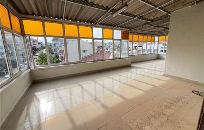 ATATÜRK MAH. HAMİT KAPLAN CD. ÜZERİ 40 M2 TERASLI KİRALIK DAİRE