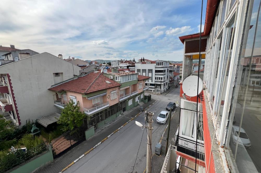 ATATÜRK MAH. HAMİT KAPLAN CD. ÜZERİ 40 M2 TERASLI KİRALIK DAİRE