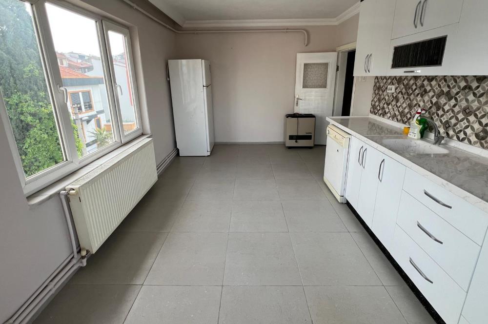 ATATÜRK MAH. HAMİT KAPLAN CD. ÜZERİ 40 M2 TERASLI KİRALIK DAİRE