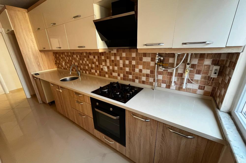 Nurtepe Mah. Satılık 95 m2 2+1 Daire Metroya Yürüme 1 Dakika