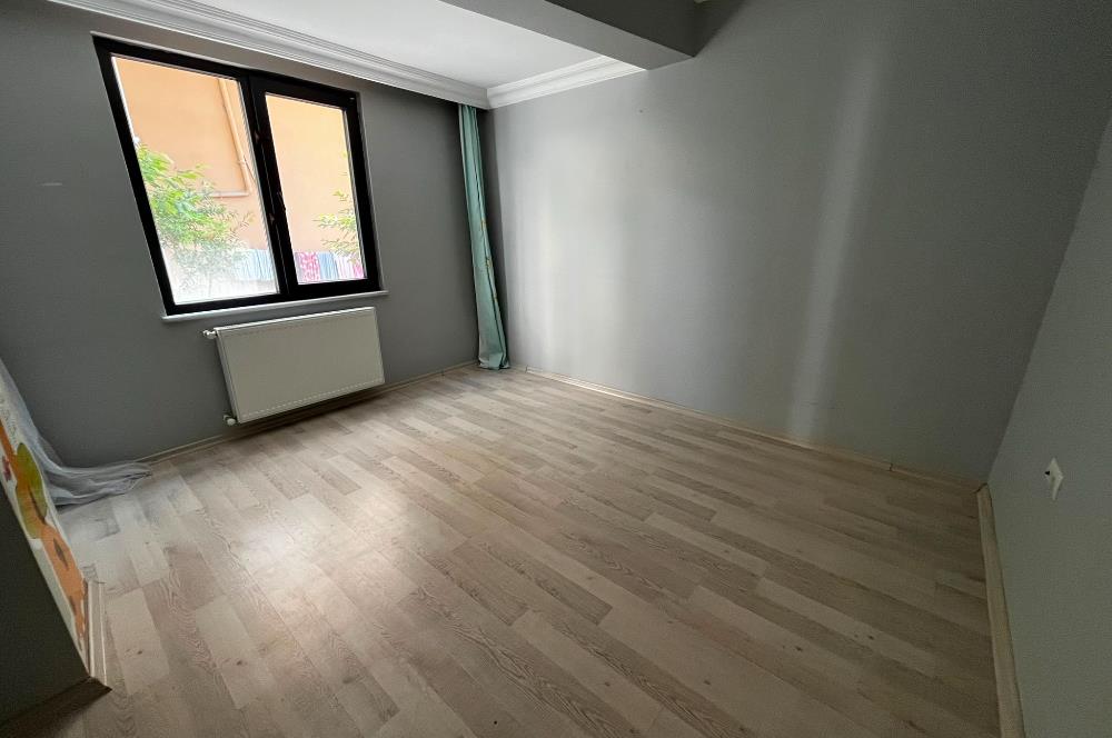EYÜP GÜZELTEPE MAHALLESİ EBEVEYN BANYOLU BOŞ 3+1 KİRALIK DAİRE