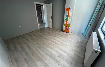 EYÜP GÜZELTEPE MAH.ASANSÖRLÜ BOŞ 3+1 SATILIK DAİRE