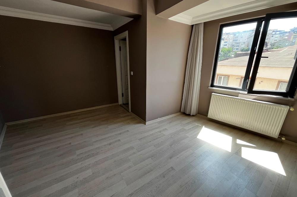 EYÜP GÜZELTEPE MAHALLESİ EBEVEYN BANYOLU BOŞ 3+1 KİRALIK DAİRE