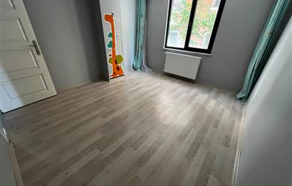 EYÜP GÜZELTEPE MAHALLESİ EBEVEYN BANYOLU BOŞ 3+1 KİRALIK DAİRE