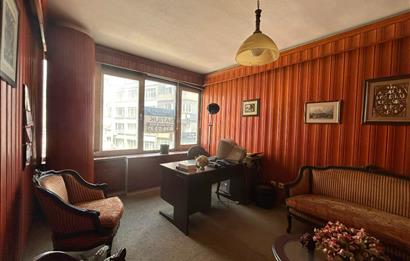 Kadıköy Boğa'ya Yakın, Eşyalı Satılık Ofis