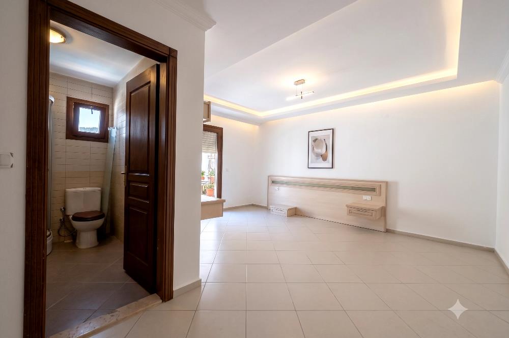 Bodrum Kumbahçe'de Özel Havuzlu Otoparklı Şömineli 2+1 Satılık Daire