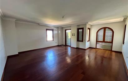 Boğaz Manzaralı Müstakil Havuzlu 6+2 Satılık Villa