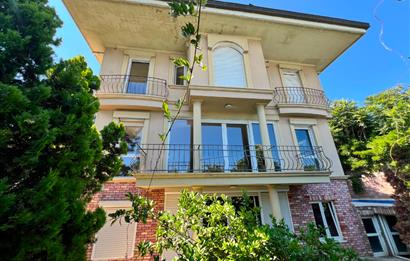 Boğaz Manzaralı Müstakil Havuzlu 6+2 Satılık Villa