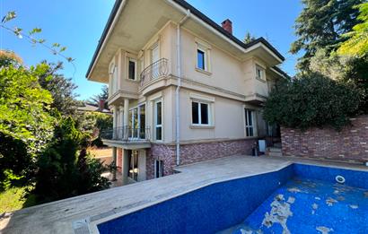 Boğaz Manzaralı Müstakil Havuzlu 6+2 Satılık Villa